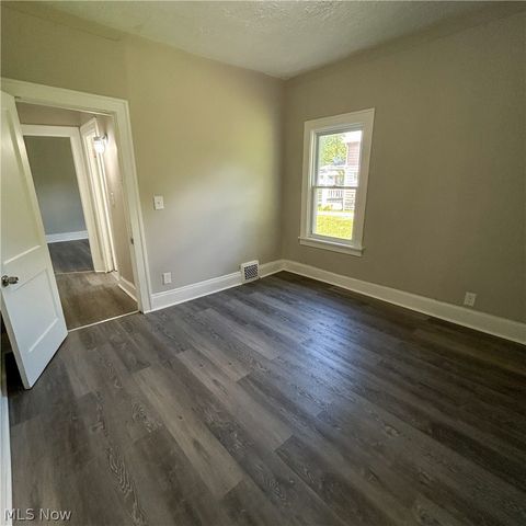 3415 E 113th Street, Cleveland, OH 44104