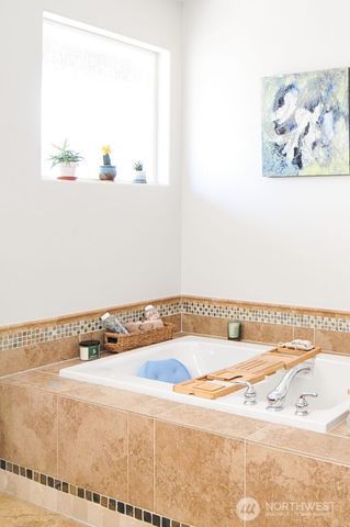 1426 Copper Loop, East Wenatchee, WA 98802