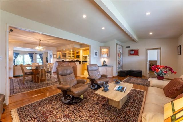 1401 Hackett Avenue, Long Beach, CA 90815