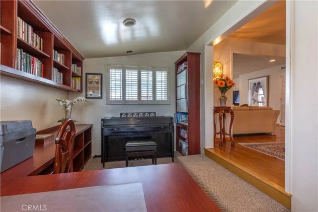 1401 Hackett Avenue, Long Beach, CA 90815