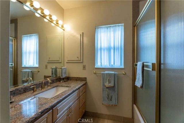 1401 Hackett Avenue, Long Beach, CA 90815