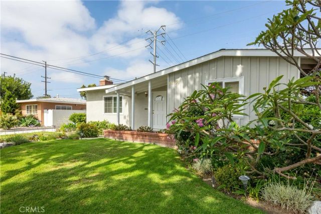 1401 Hackett Avenue, Long Beach, CA 90815
