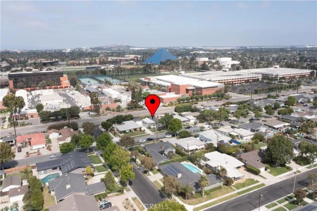 1401 Hackett Avenue, Long Beach, CA 90815