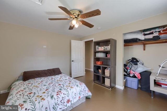 21 EAST STREET, Mount Holly Springs, PA 17065