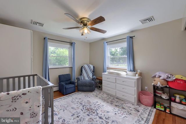 21 EAST STREET, Mount Holly Springs, PA 17065