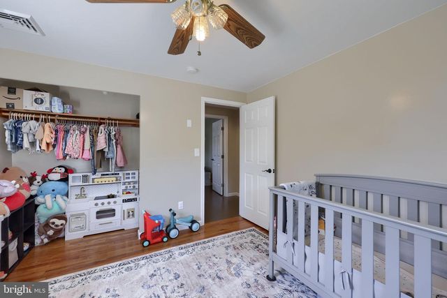 21 EAST STREET, Mount Holly Springs, PA 17065