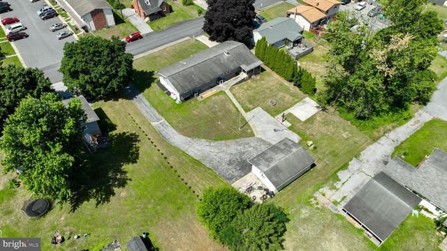 21 EAST STREET, Mount Holly Springs, PA 17065