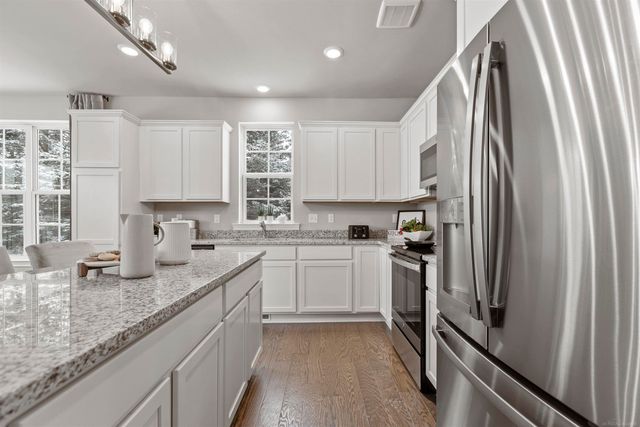 9919 Crossview Trail, Hartland Twp, MI 48855