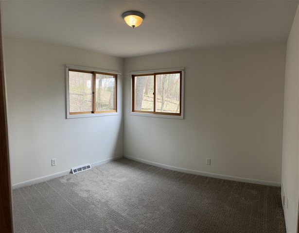 2550 Bewell Avenue, Lowell, MI 49331