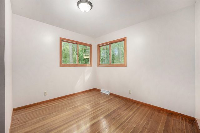 2550 Bewell Avenue, Lowell, MI 49331