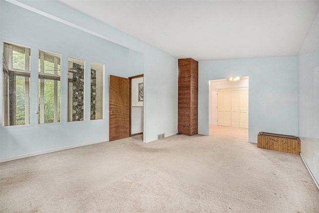 2550 Bewell Avenue, Lowell, MI 49331