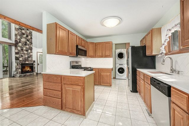 2550 Bewell Avenue, Lowell, MI 49331