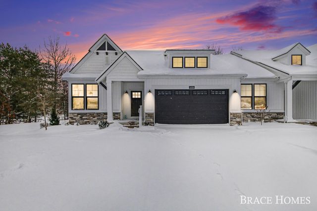 14696 Pine Dew Drive, Grand Haven Twp, MI 49417