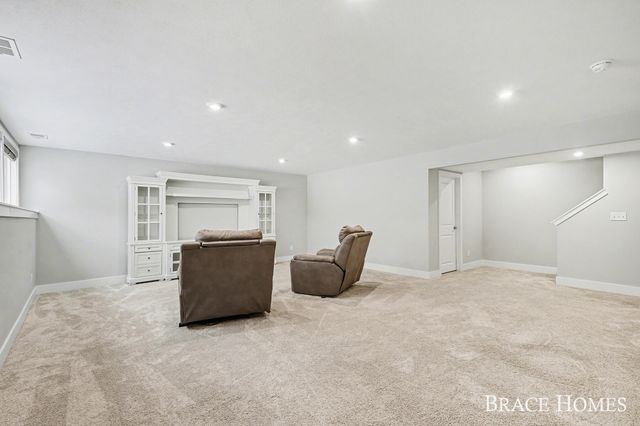 14696 Pine Dew Drive, Grand Haven Twp, MI 49417