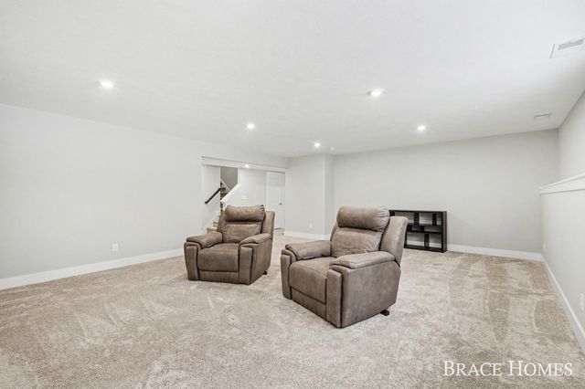 14696 Pine Dew Drive, Grand Haven Twp, MI 49417