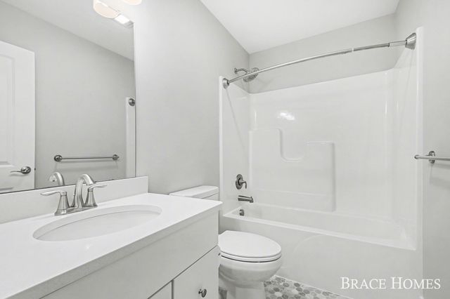 14696 Pine Dew Drive, Grand Haven Twp, MI 49417