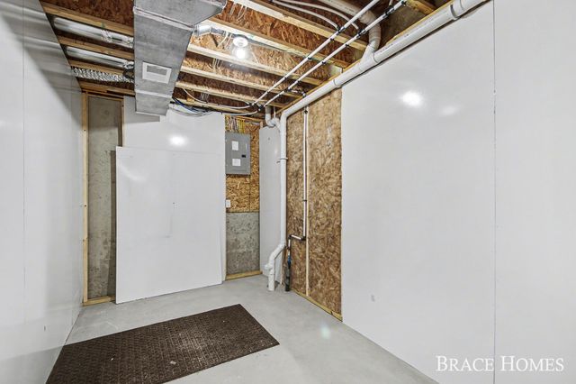 14696 Pine Dew Drive, Grand Haven Twp, MI 49417