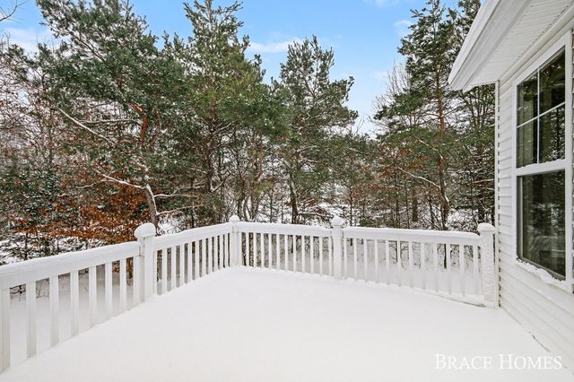 14696 Pine Dew Drive, Grand Haven Twp, MI 49417