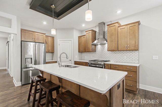 14696 Pine Dew Drive, Grand Haven Twp, MI 49417