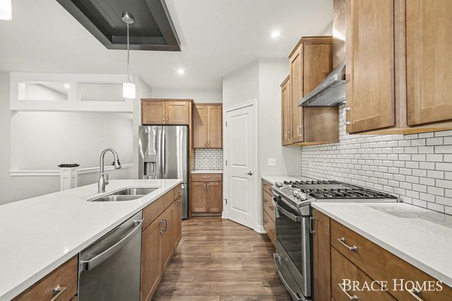 14696 Pine Dew Drive, Grand Haven Twp, MI 49417