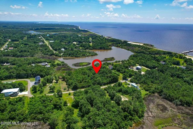 5138 Pointset Avenue, Bay Saint Louis, MS 39520