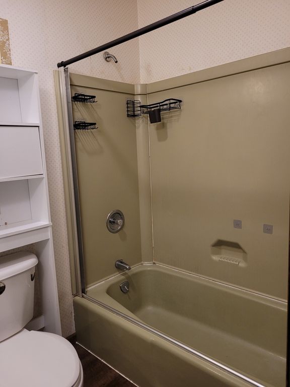 Image 12 of property listing at 1905 S 15th Street, Mt Vernon, IL 62864