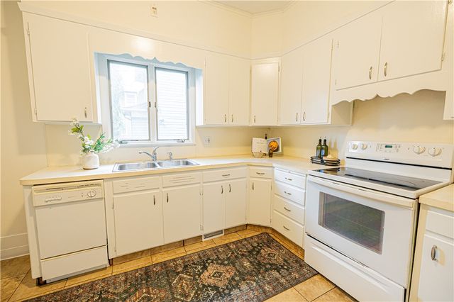 42 Thayer Street, Rochester, NY 14607