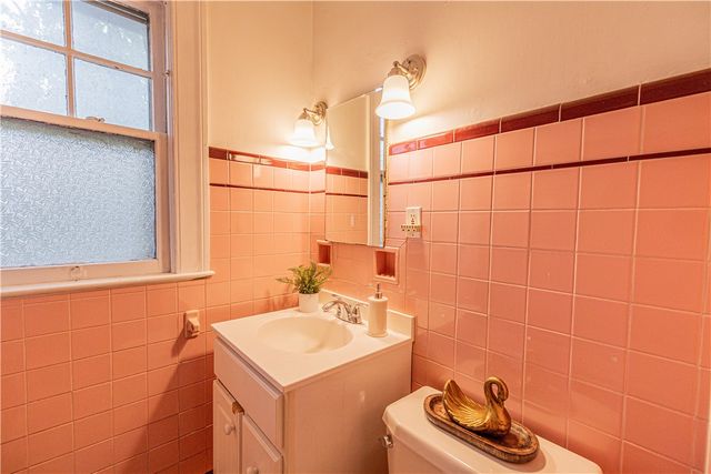 42 Thayer Street, Rochester, NY 14607
