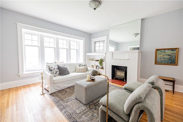 42 Thayer Street, Rochester, NY 14607