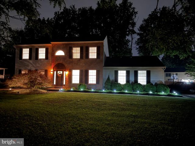 2460 BANNERSTONE DR, Quakertown, PA 18951