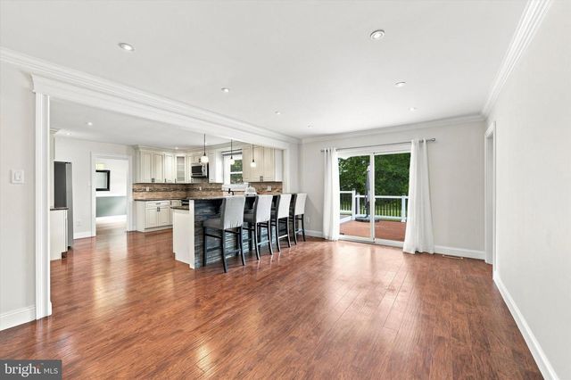 2460 BANNERSTONE DR, Quakertown, PA 18951