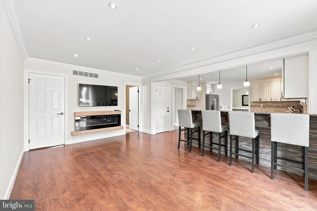 2460 BANNERSTONE DR, Quakertown, PA 18951