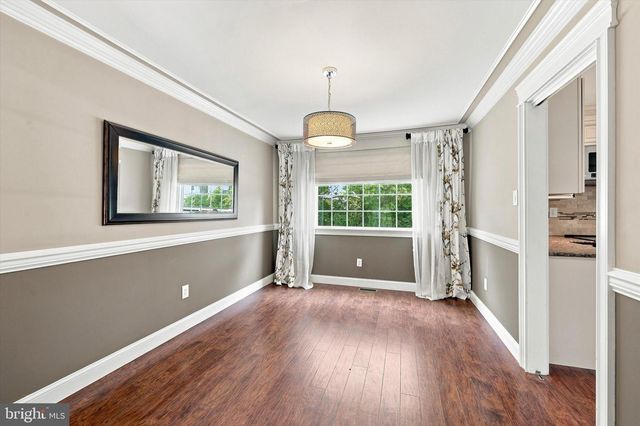 2460 BANNERSTONE DR, Quakertown, PA 18951