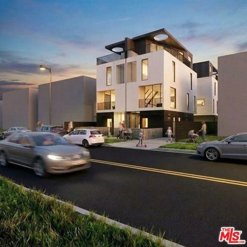 6113 Cashio Street, Los Angeles, CA 90035