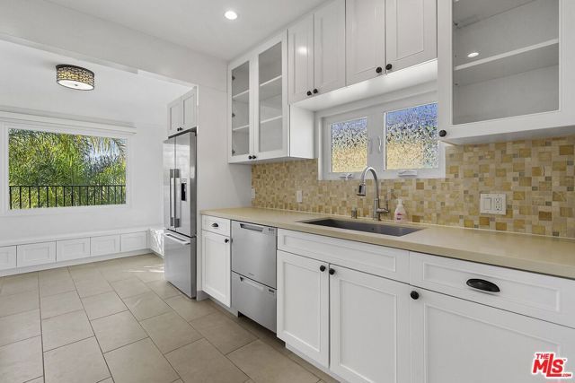 6113 Cashio Street, Los Angeles, CA 90035