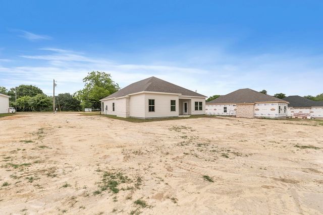 174 Oscar Godwin Road, Dothan, AL 36301