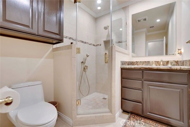 811 E Juanita, Glendora, CA 91740