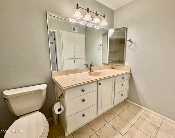 4800 N 68TH Street 120, Scottsdale, AZ 85251