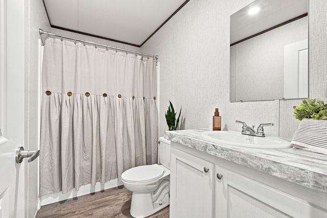 205 Lazy Lane, Red Oak, TX 75154