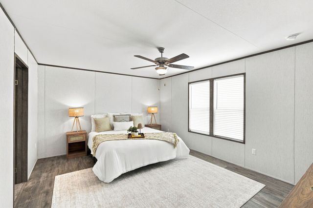 205 Lazy Lane, Red Oak, TX 75154