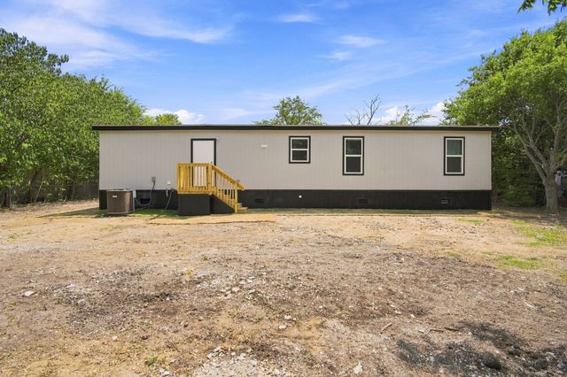 205 Lazy Lane, Red Oak, TX 75154