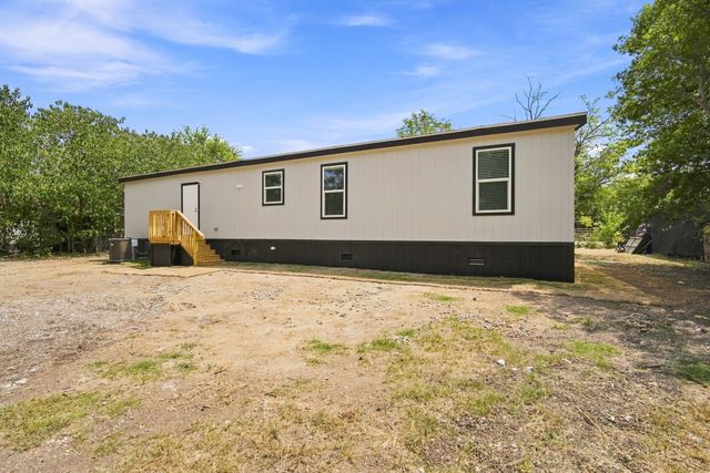 205 Lazy Lane, Red Oak, TX 75154