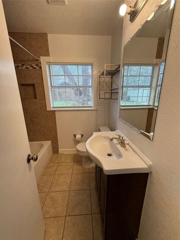 2515 Anzio Drive, Dallas, TX 75224