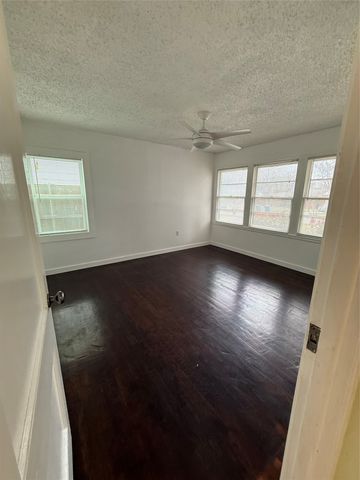 2515 Anzio Drive, Dallas, TX 75224