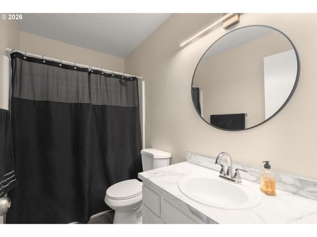 13193 Sw RAPTOR Pl, Tigard, OR 97223