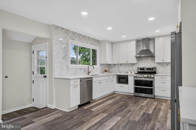 7608 SALEM RD, Falls Church, VA 22043