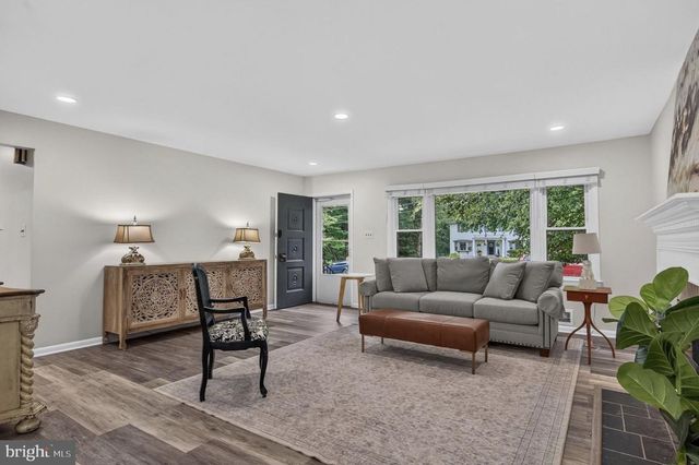 7608 SALEM RD, Falls Church, VA 22043
