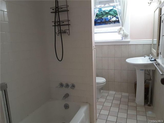 80 N Main Street, Monroe, NY 10950