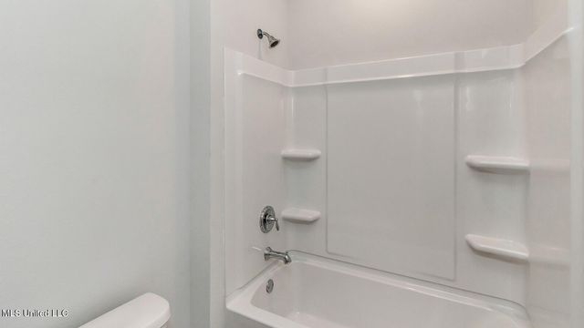 6662 Sago Palm Lane, Ocean Springs, MS 39564