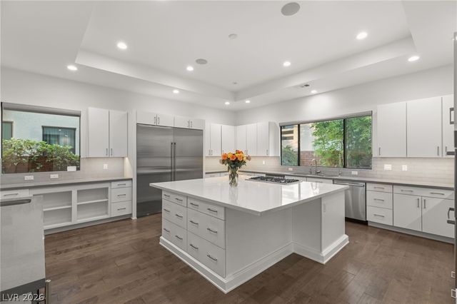 15 Gemstar Lane, Las Vegas, NV 89135